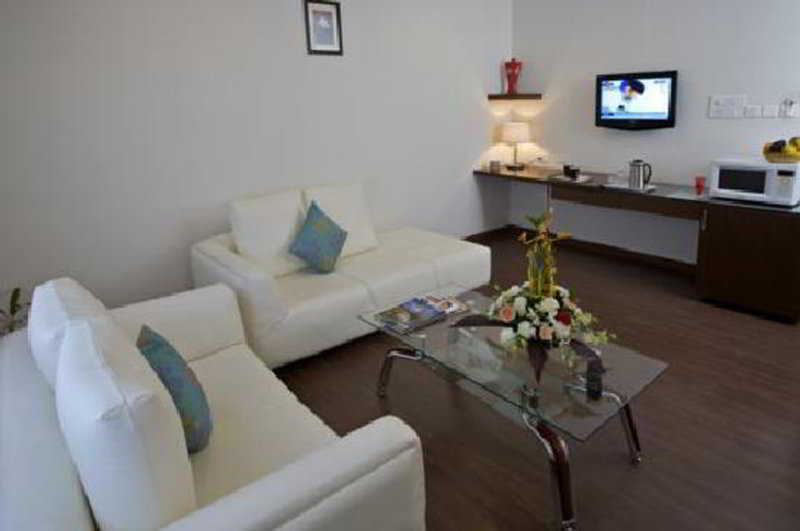 Oyster Suites Haiderabad Buitenkant foto